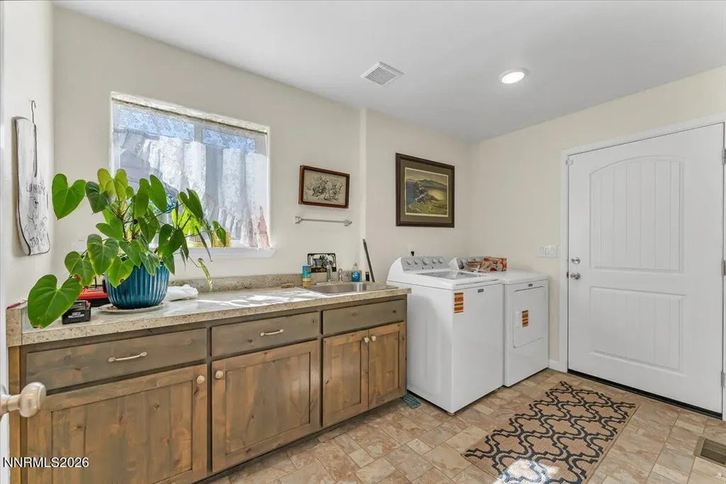 1197 Skyridge Fallon NV 89406