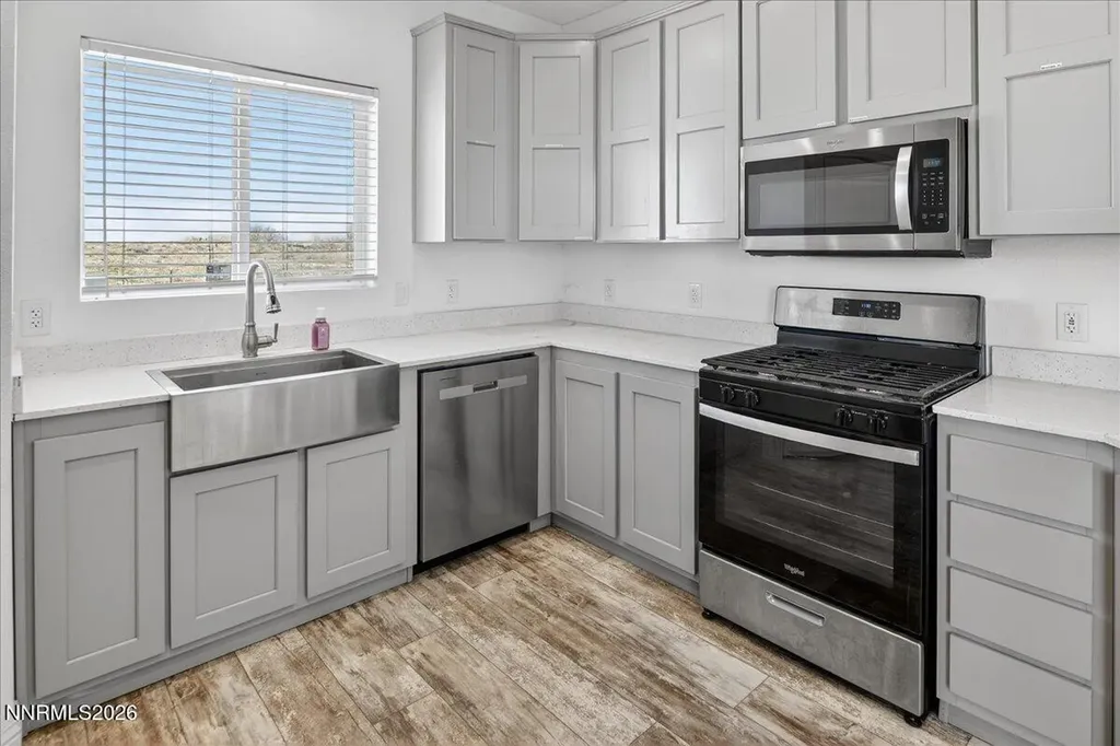 5953 Martin Fallon NV 89406