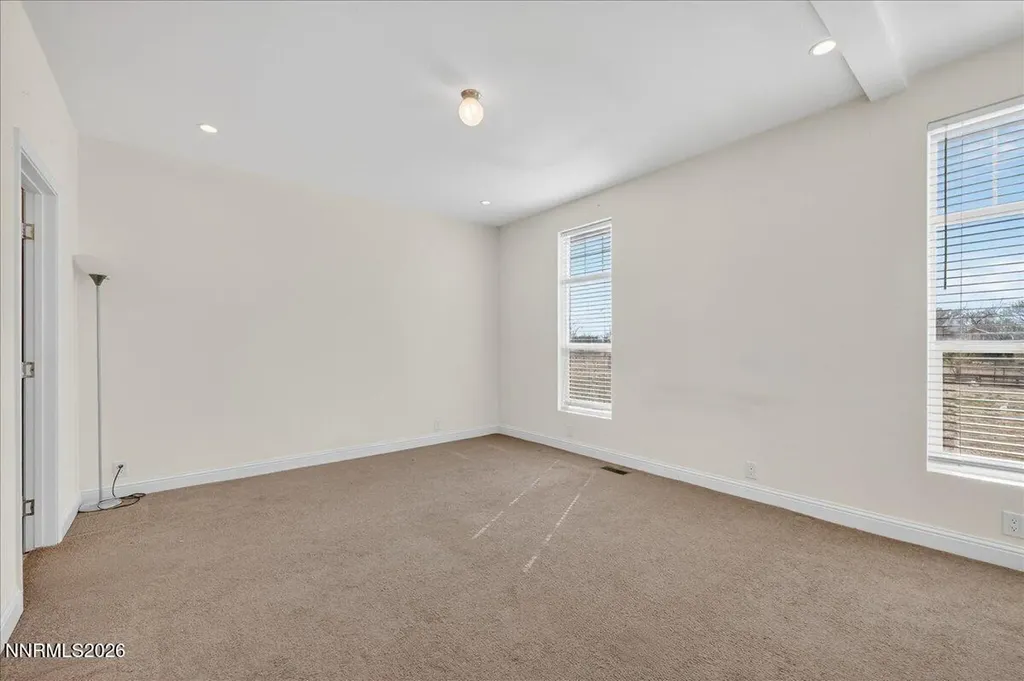 5953 Martin Fallon NV 89406