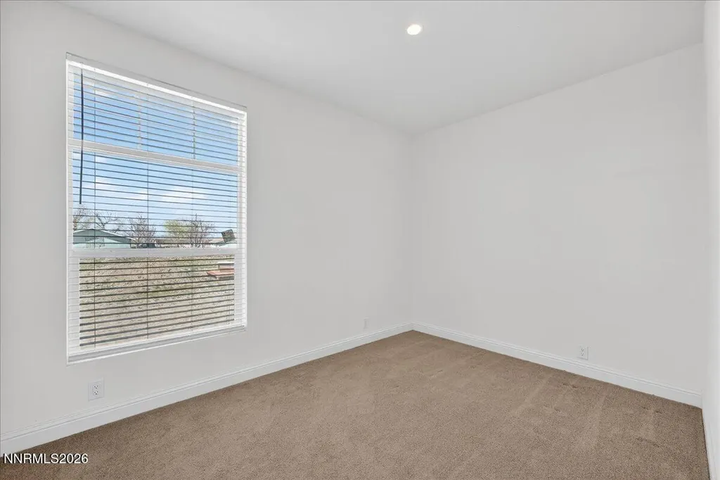 5953 Martin Fallon NV 89406