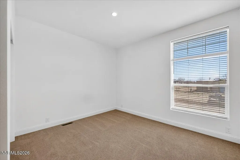 5953 Martin Fallon NV 89406