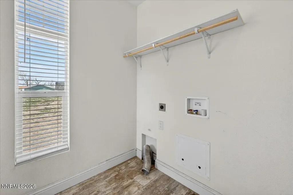 5953 Martin Fallon NV 89406