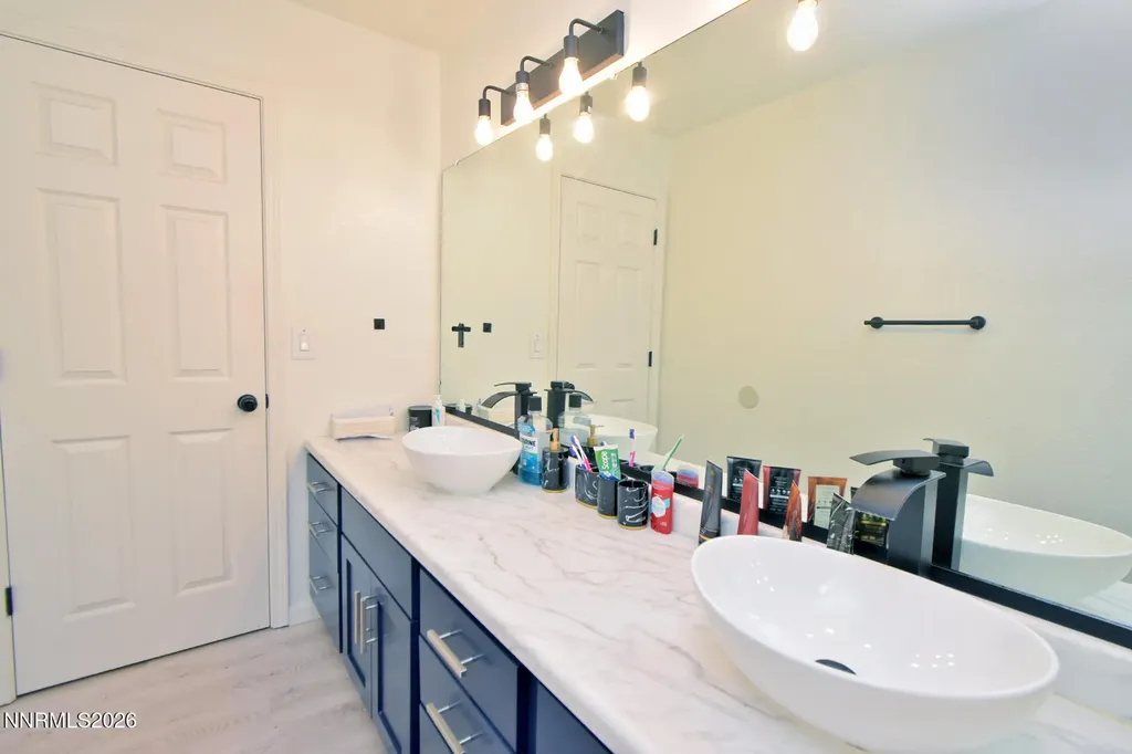 5435 Santa Rosa Sparks NV 89436