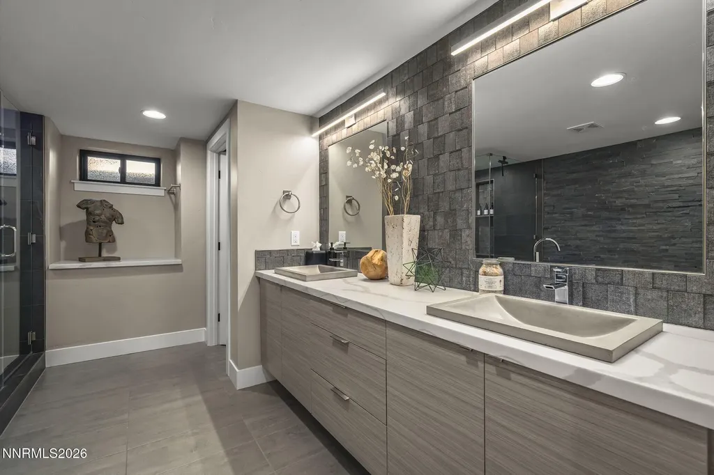 1085 Sharon Reno NV 89509