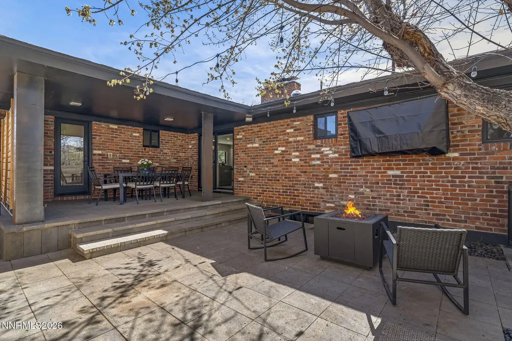 1085 Sharon Reno NV 89509