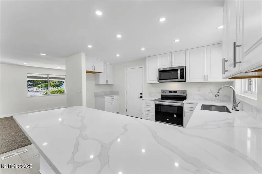 6815 Prestwick Reno NV 89502