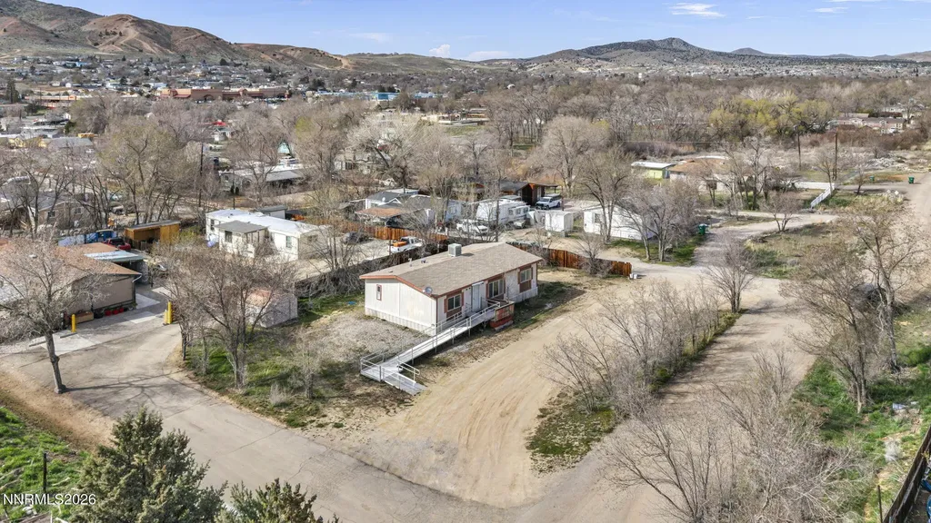 5107 Leon Sun Valley NV 89433