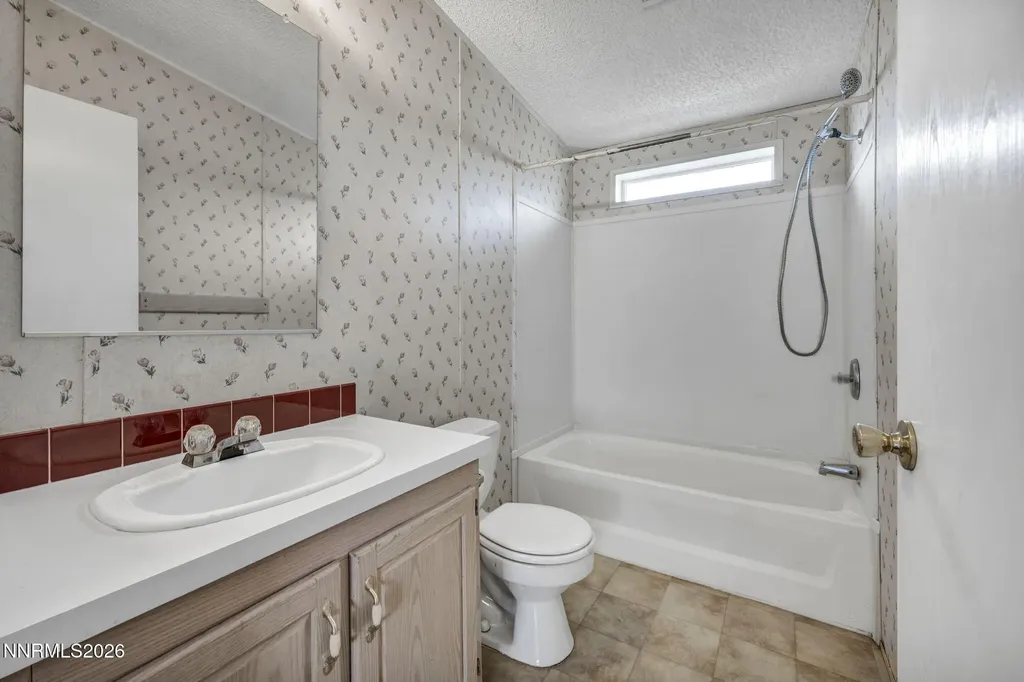 5107 Leon Sun Valley NV 89433