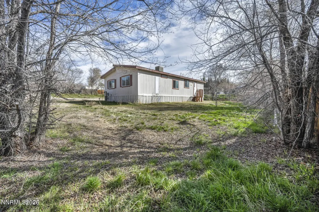 5107 Leon Sun Valley NV 89433