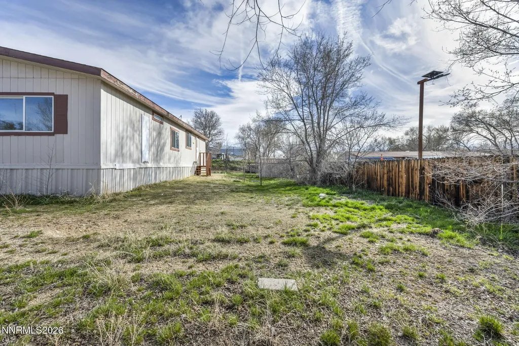 5107 Leon Sun Valley NV 89433
