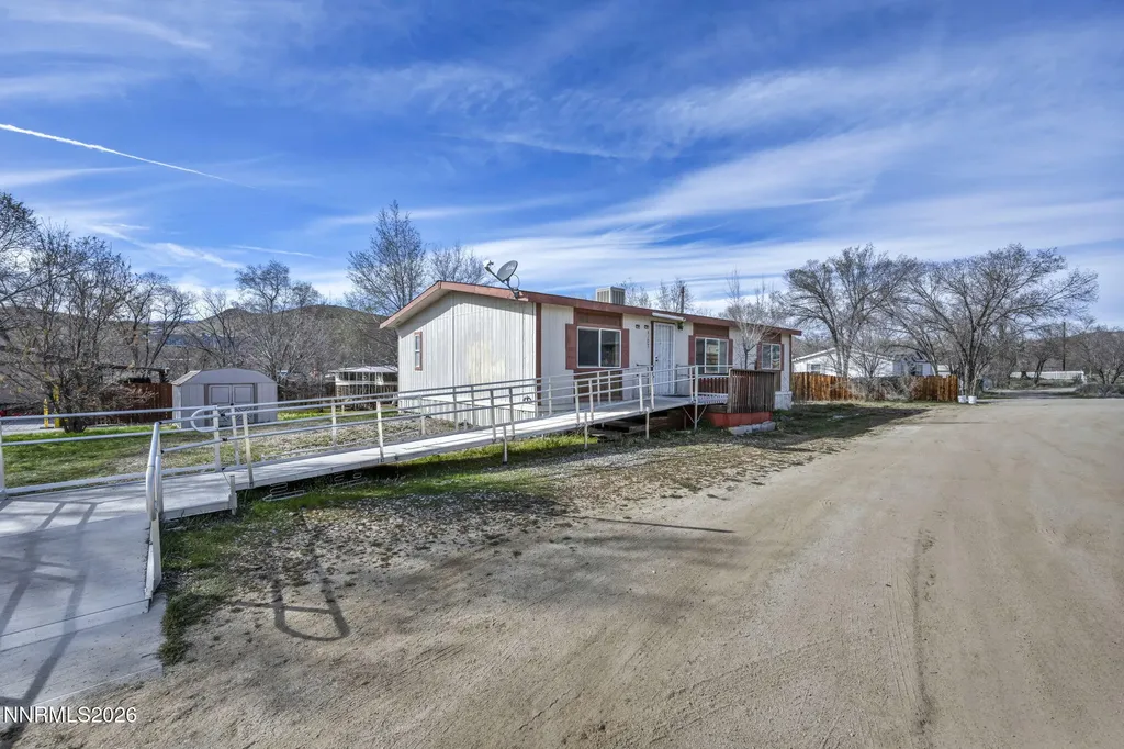 5107 Leon Sun Valley NV 89433