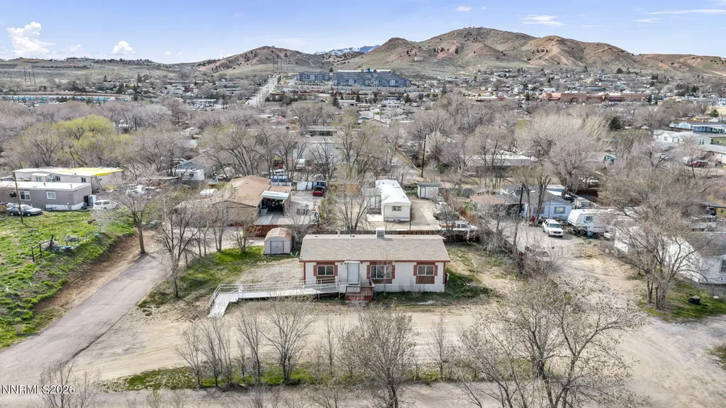 5107 Leon Sun Valley NV 89433