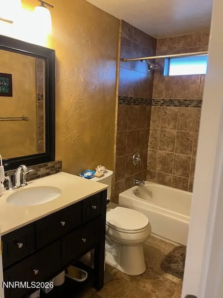 3222 Bunker Hill Sparks NV 89431