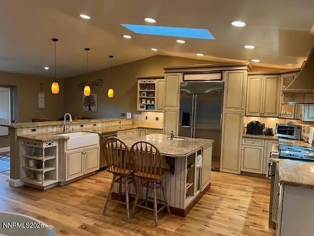 3222 Bunker Hill Sparks NV 89431