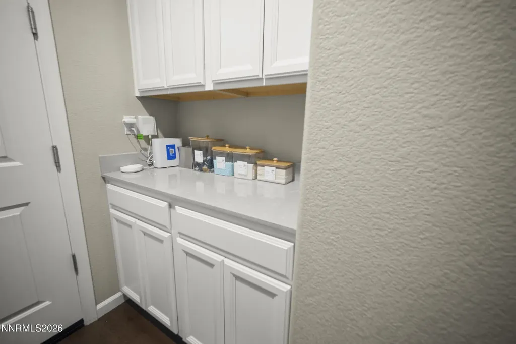 6535 Angels Orchard Sparks NV 89436