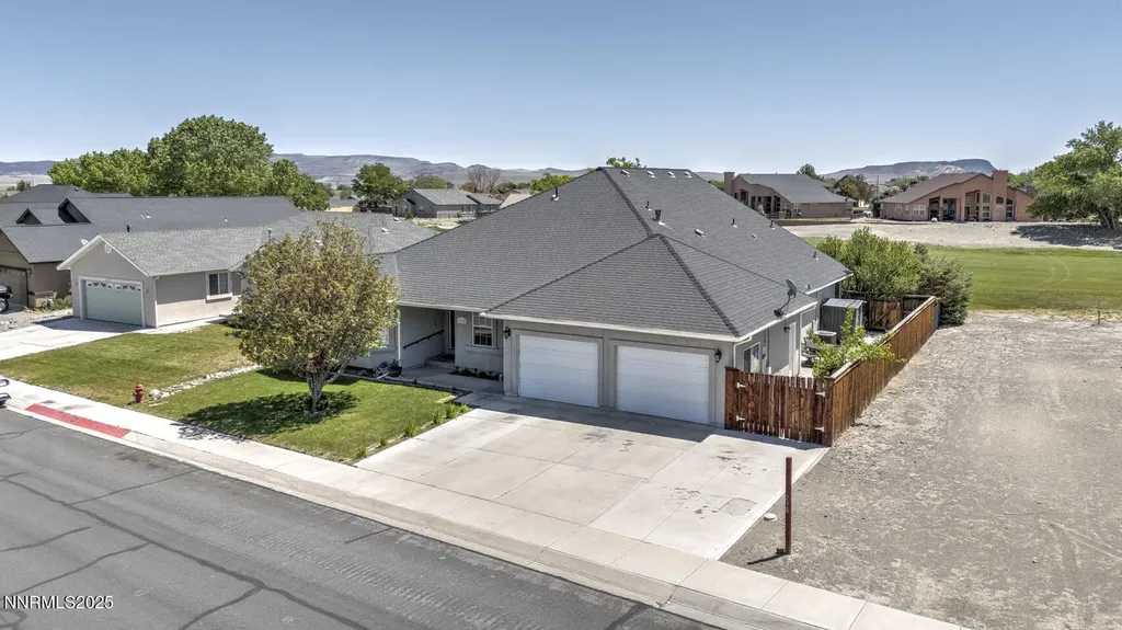 240 Mary Lou Fernley NV 89408