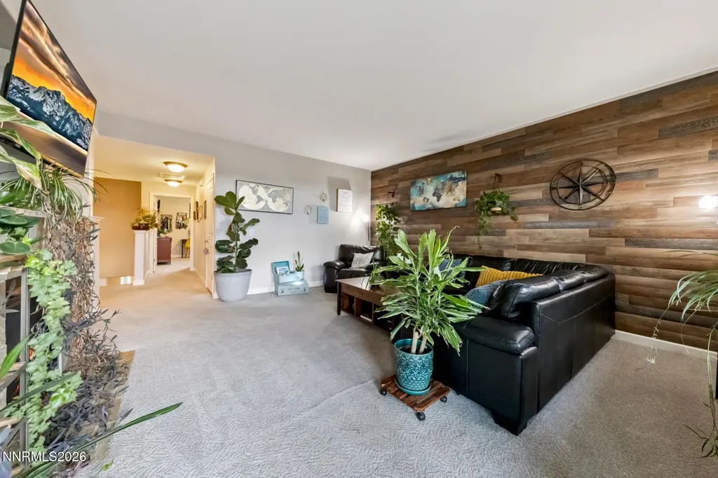 4888 Bougainvillea Sparks NV 89436