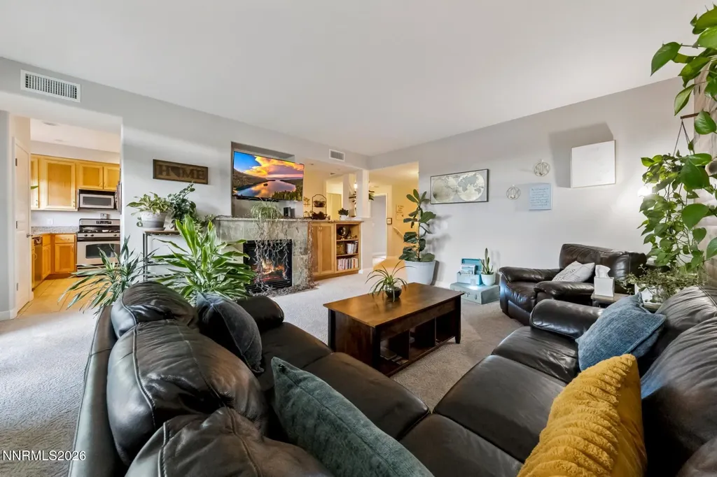 4888 Bougainvillea Sparks NV 89436