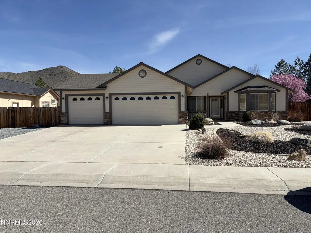 2979 Del Rio Minden NV 89423