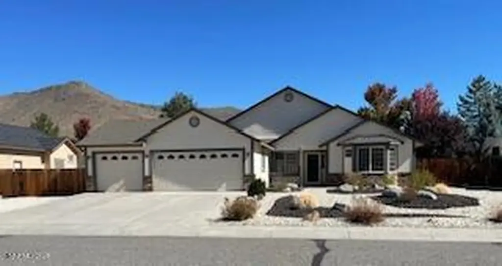2979 Del Rio Minden NV 89423