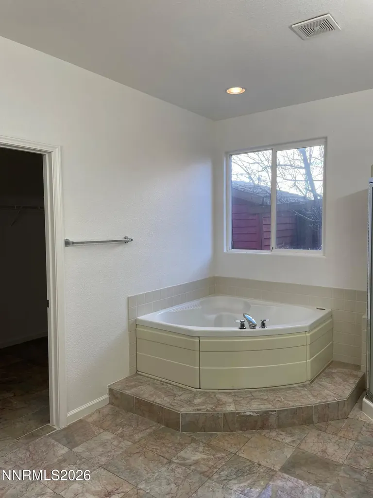 3151 Sky Country Reno NV 89503