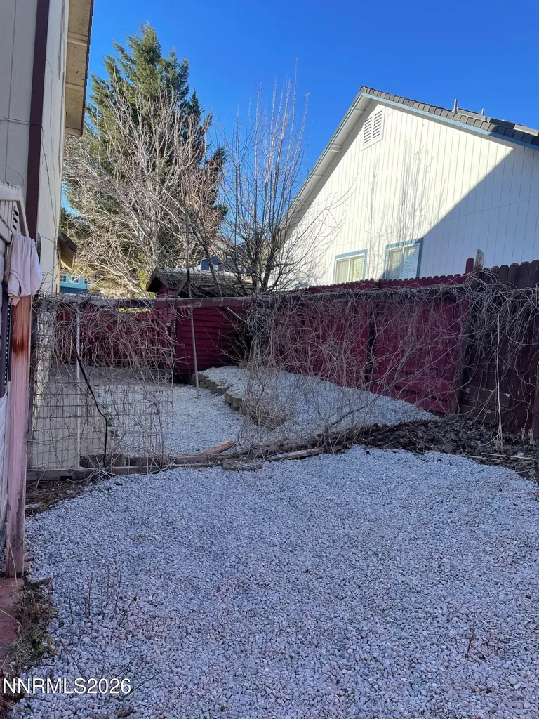3151 Sky Country Reno NV 89503