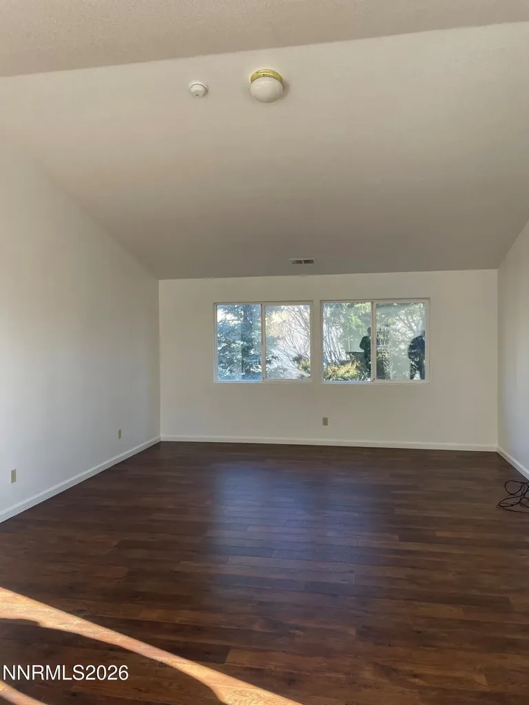 3151 Sky Country Reno NV 89503