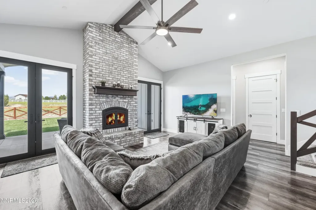 1409 Hunters Point Gardnerville NV 89410