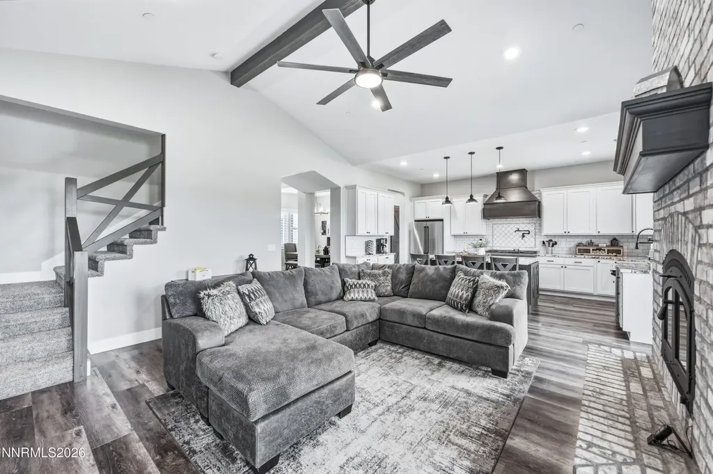 1409 Hunters Point Gardnerville NV 89410