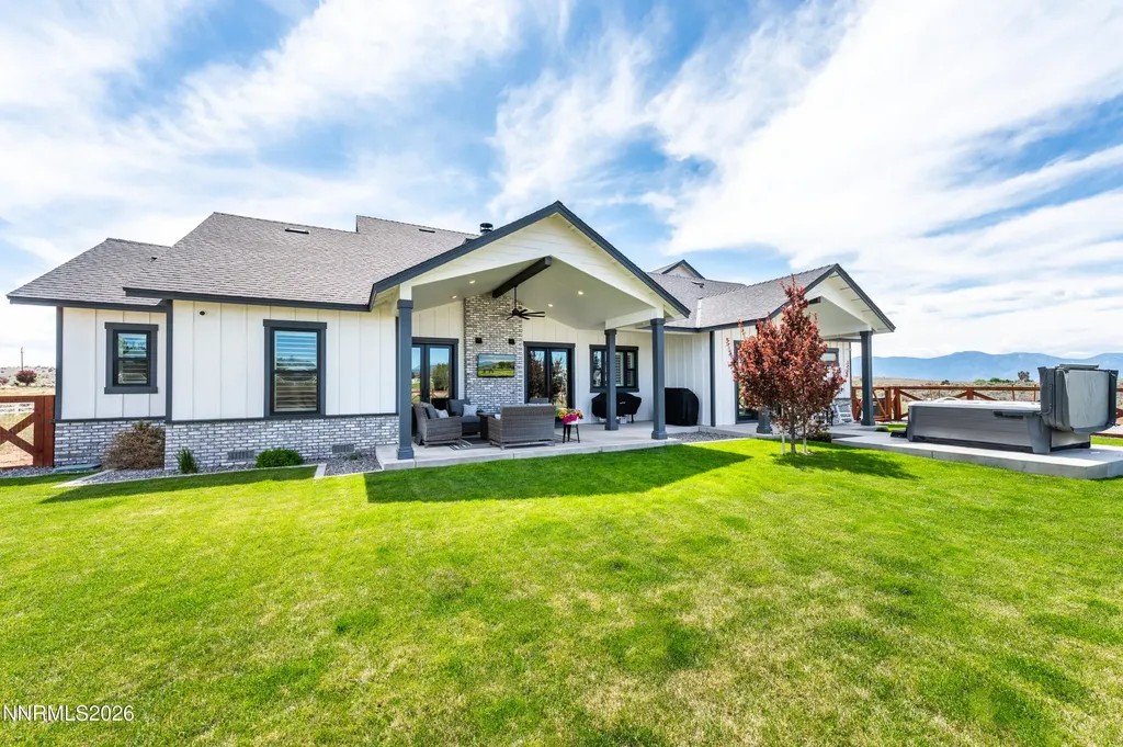 1409 Hunters Point Gardnerville NV 89410