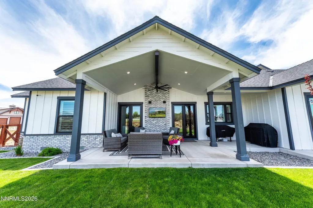 1409 Hunters Point Gardnerville NV 89410