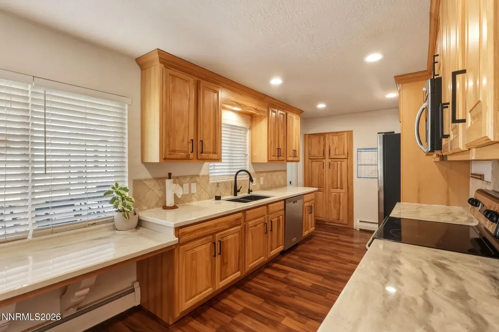 500 Sierra Manor Reno NV 89511