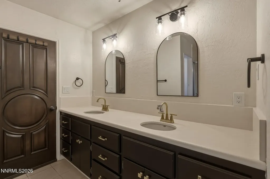 500 Sierra Manor Reno NV 89511