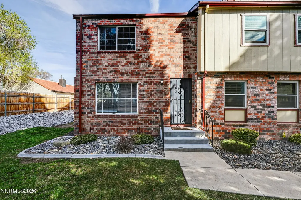 435 Pine Meadows Sparks NV 89431