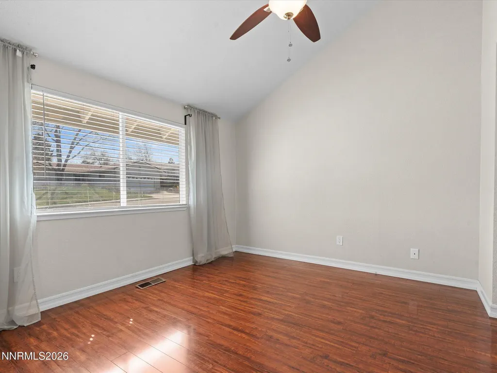 1169 Wagon Wheel Reno NV 89503