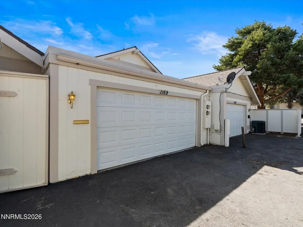 1169 Wagon Wheel Reno NV 89503