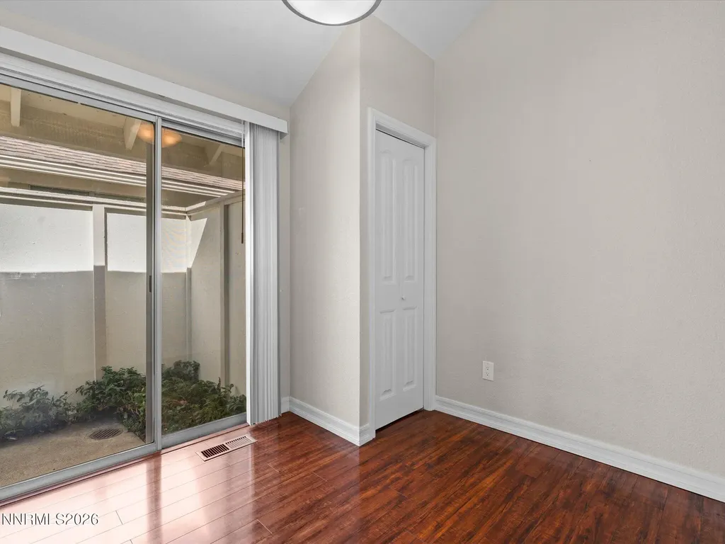 1169 Wagon Wheel Reno NV 89503
