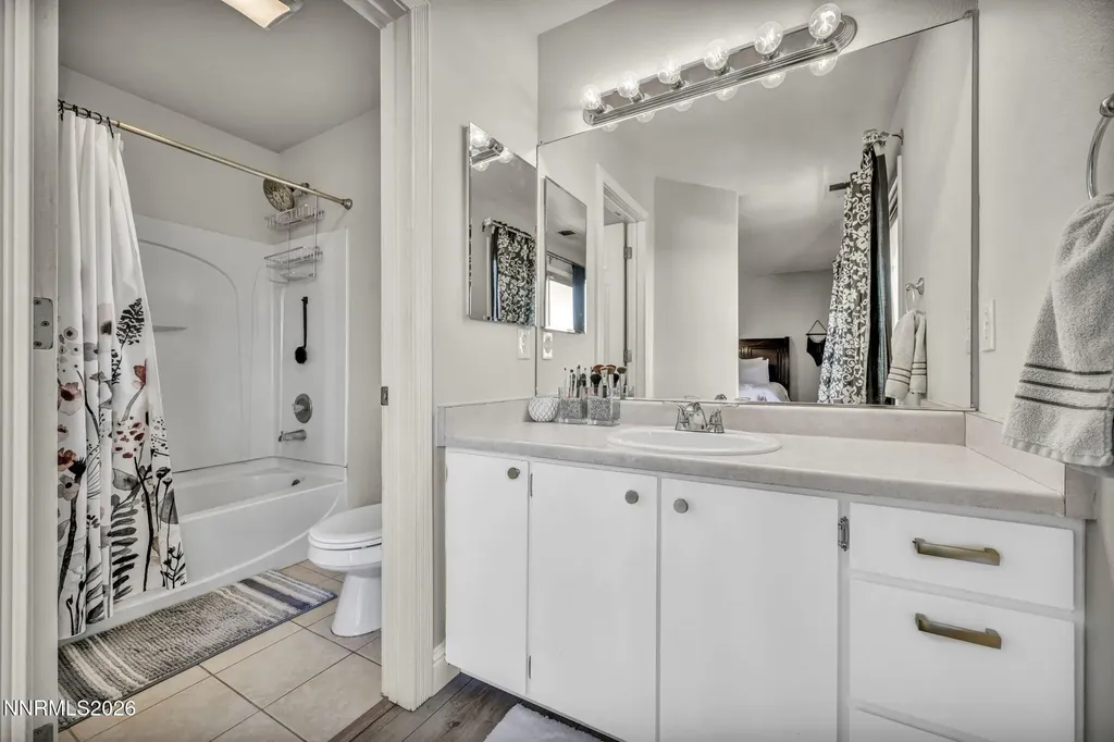 6905 Peppermint Reno NV 89506