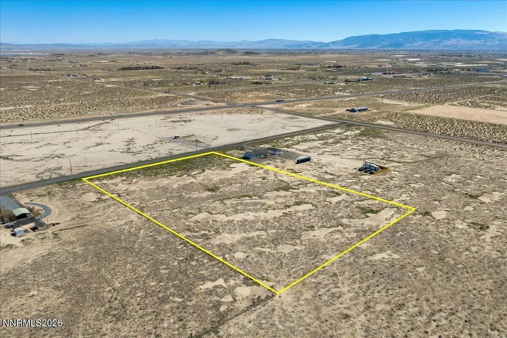 4815 Deodar Silver Springs NV 89429