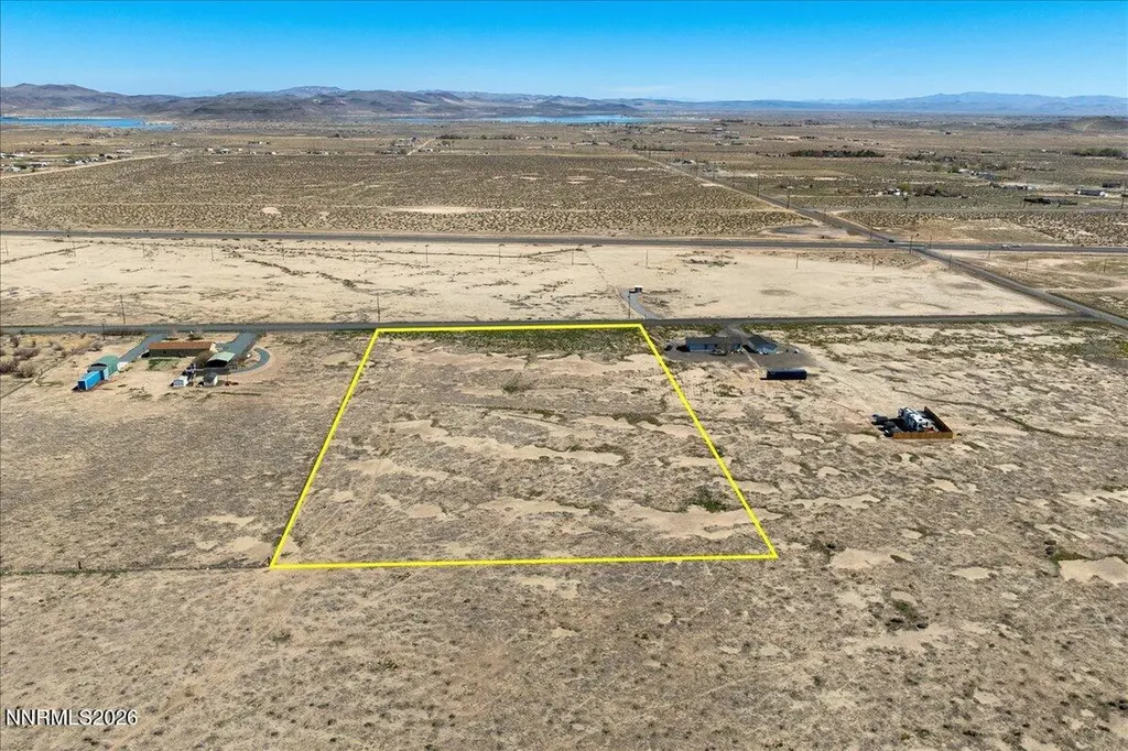 4815 Deodar Silver Springs NV 89429