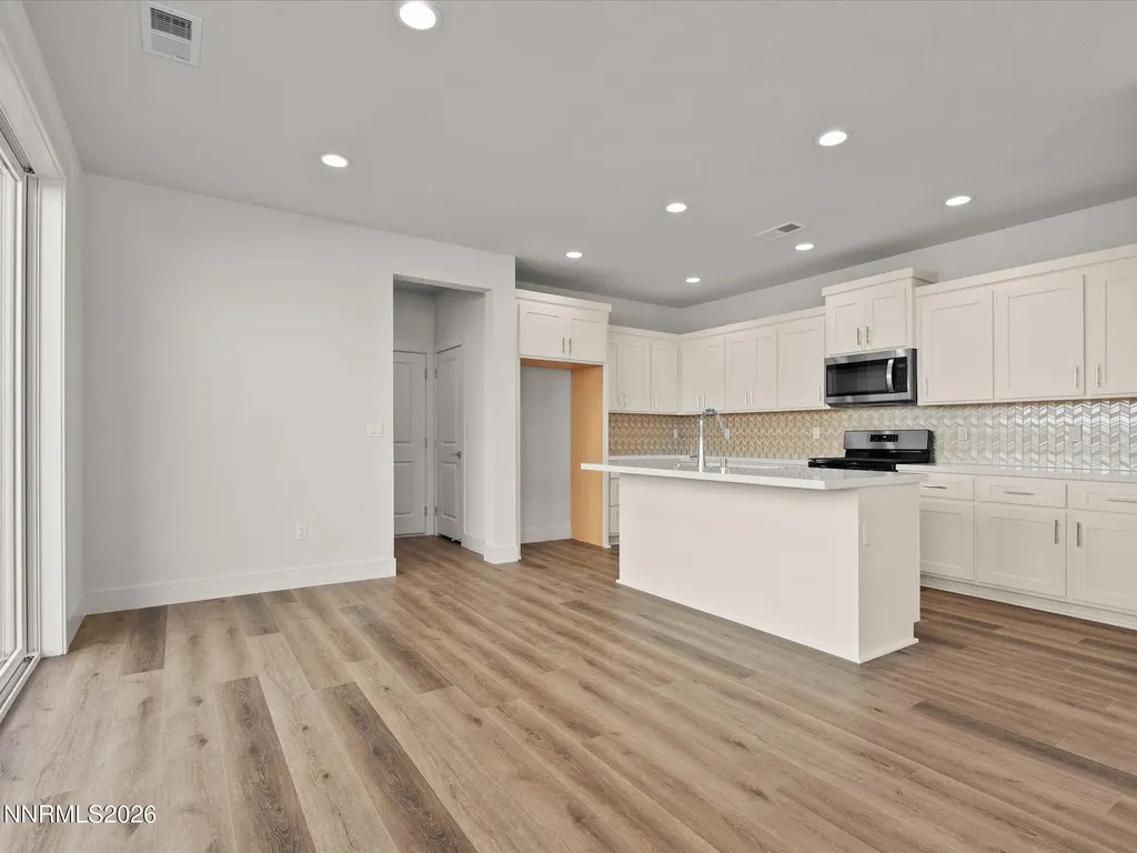 1365 Vine Gate Carson City NV 89701
