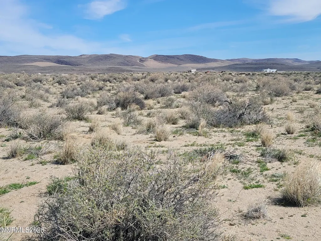 4725 2nd Silver Springs NV 89429