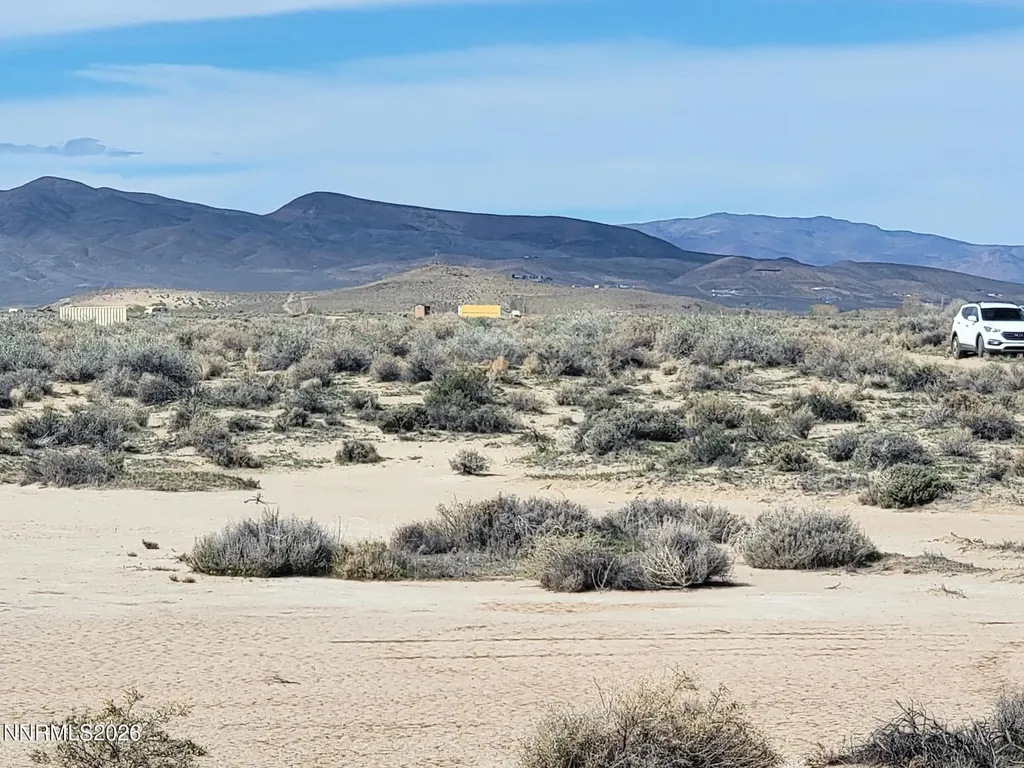 4725 2nd Silver Springs NV 89429