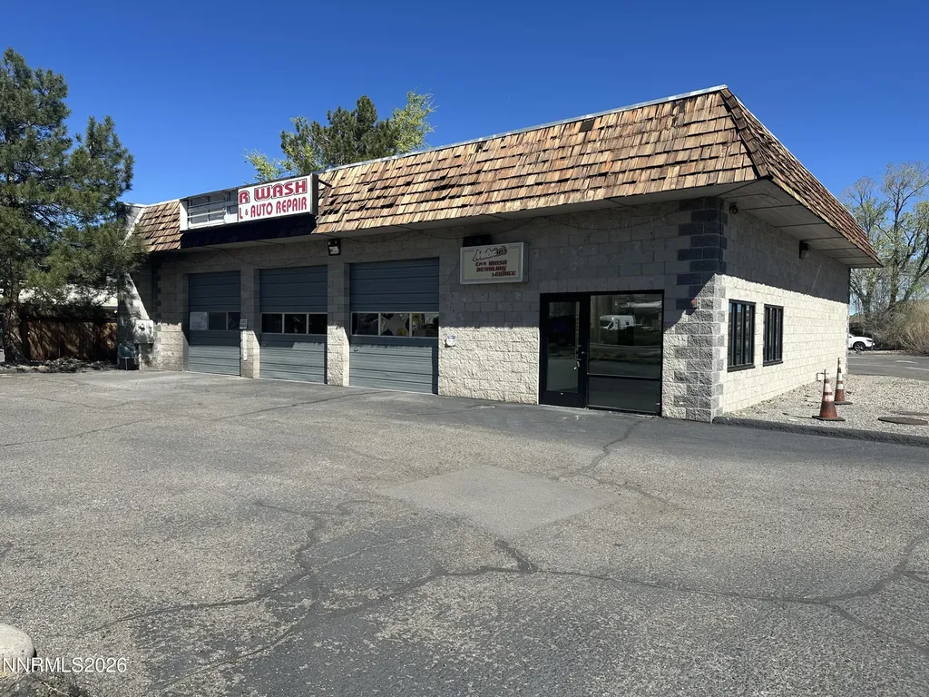 1677 U.s. Highway 395 Minden NV 89423