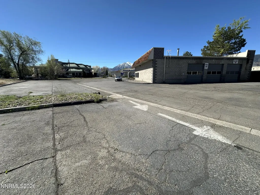 1677 U.s. Highway 395 Minden NV 89423