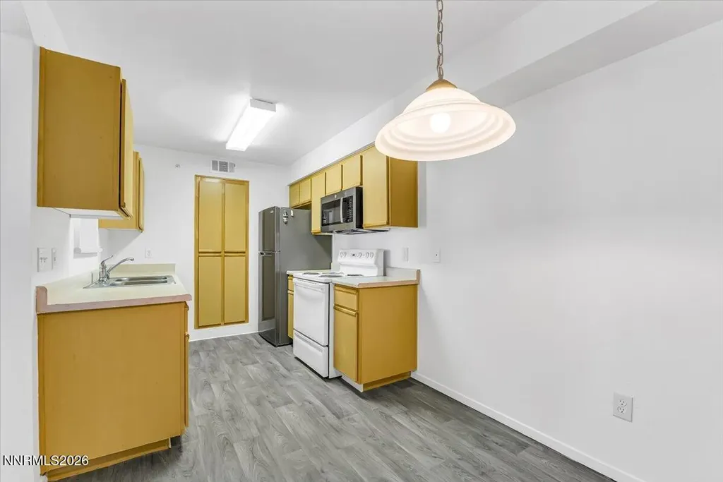6850 Sharlands Reno NV 89523