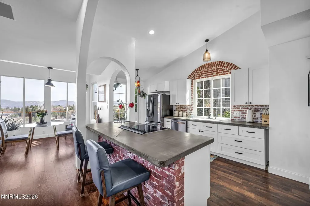 3332 Skyline View Reno NV 89509