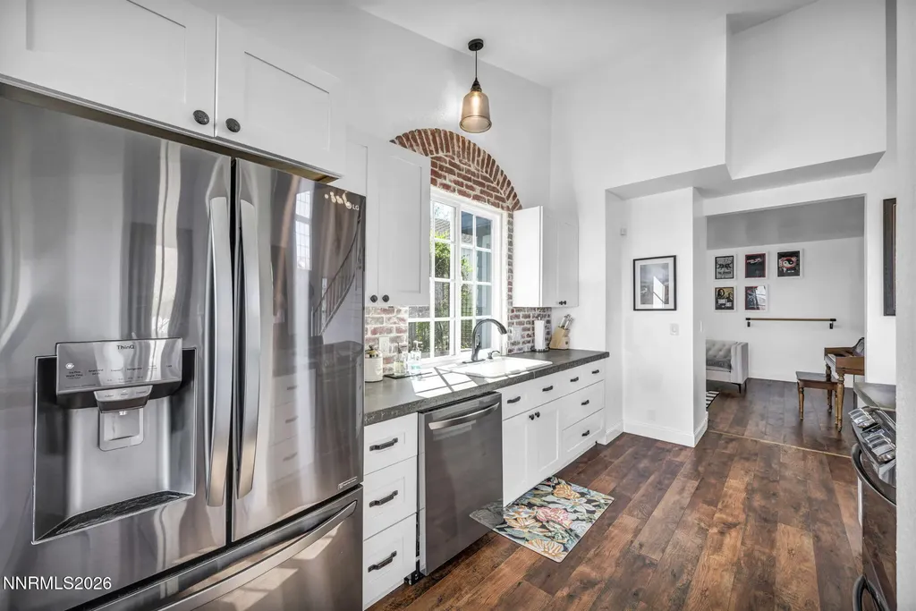 3332 Skyline View Reno NV 89509