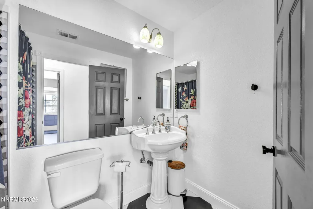 3332 Skyline View Reno NV 89509