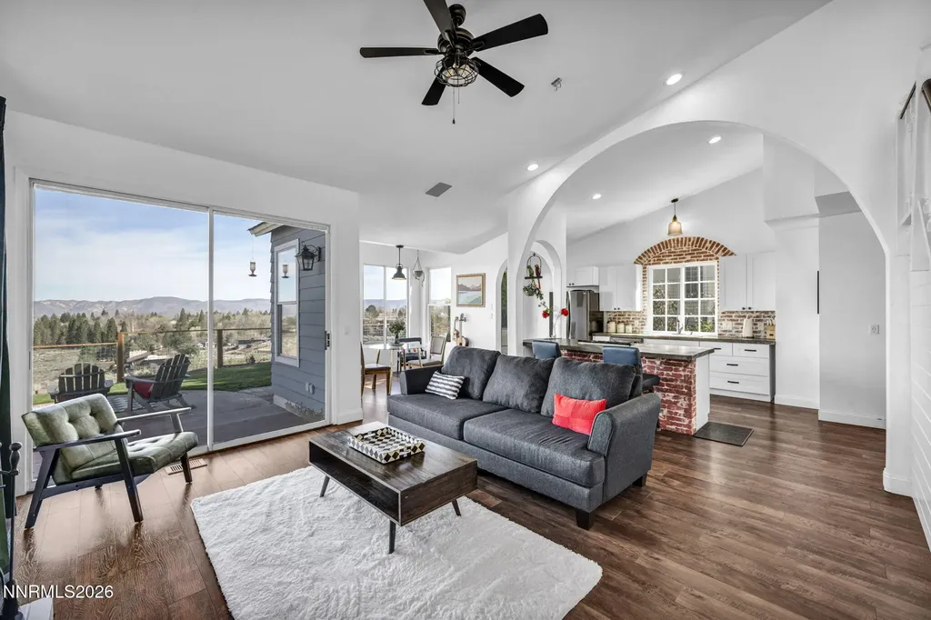 3332 Skyline View Reno NV 89509